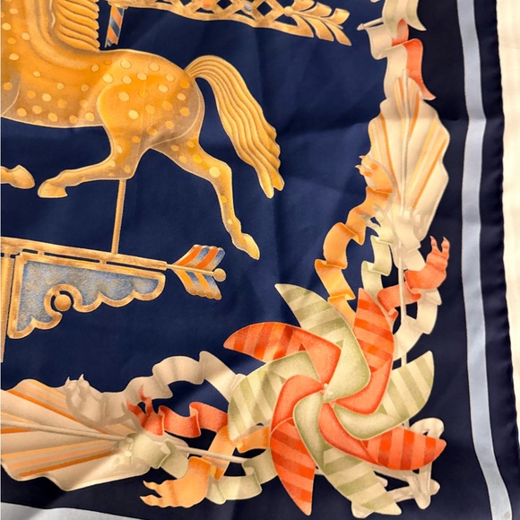*****Vintage*****Hermes silk scarf - Picture 7 of 8